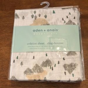 Aden + Anais essentials baby crib cot sheet 100% cotton Muslin